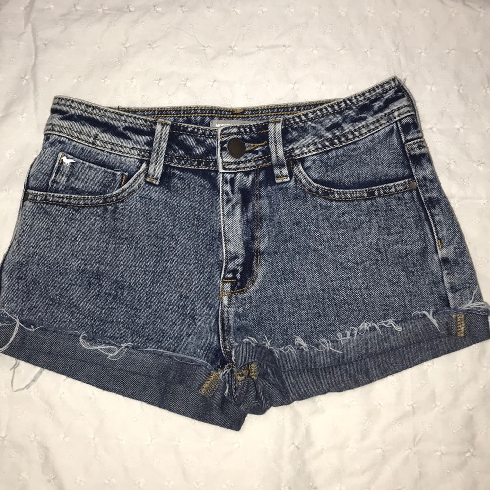 Pacsun Modern Amusement Shorts. Size 1!